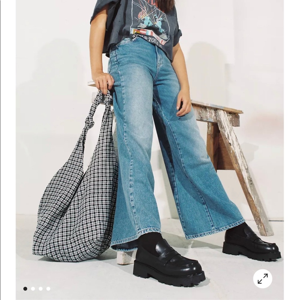 Urban Outfitters Nora High Waisted Wide Leg Jean